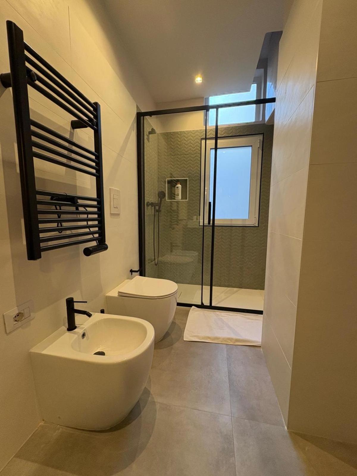 Art N Shelter Apartament 바리 외부 사진